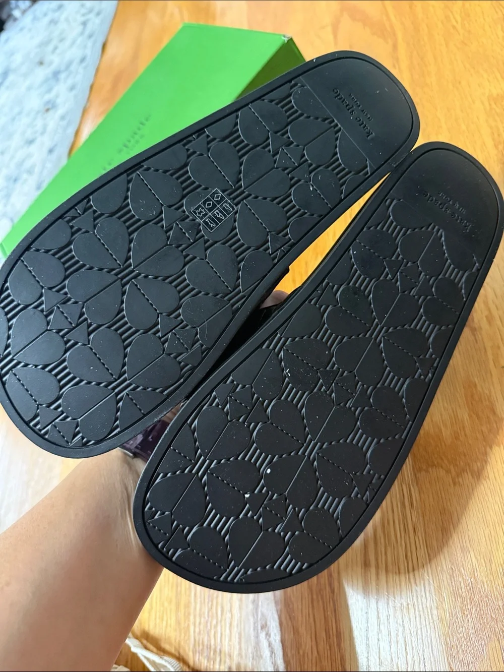 kate spade Pool Slide 9 NIB